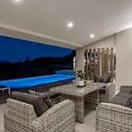 Roselia - Luxury Escape With Magnificent Views, By Zantewize Villa Laganas