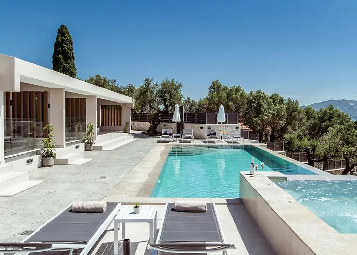 Villa Roselia - Luxury Escape With Magnificent Views, By Zantewize Laganas