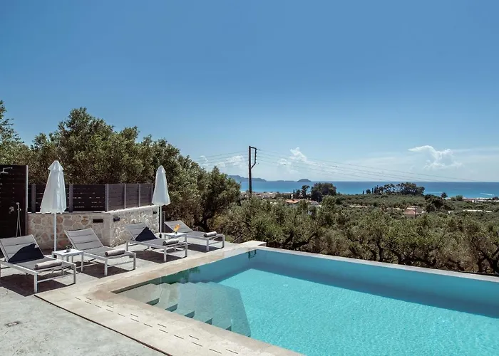 Roselia - Luxury Escape With Magnificent Views, By Zantewize Laganas
