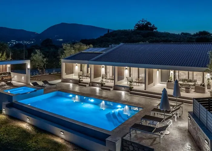 فيلة Roselia - Luxury Escape With Magnificent Views, By Zantewize *