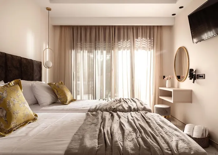 Villa Roselia - Luxury Escape With Magnificent Views, By Zantewize