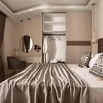 Villa Roselia - Luxury Escape With Magnificent Views, By Zantewize