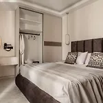 Villa Roselia - Luxury Escape With Magnificent Views, By Zantewize
