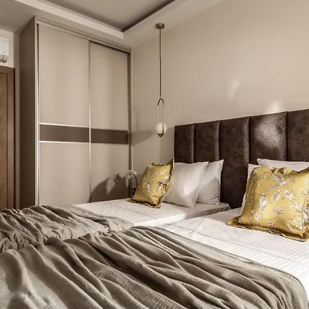 Vila Roselia - Luxury Escape With Magnificent Views, By Zantewize *