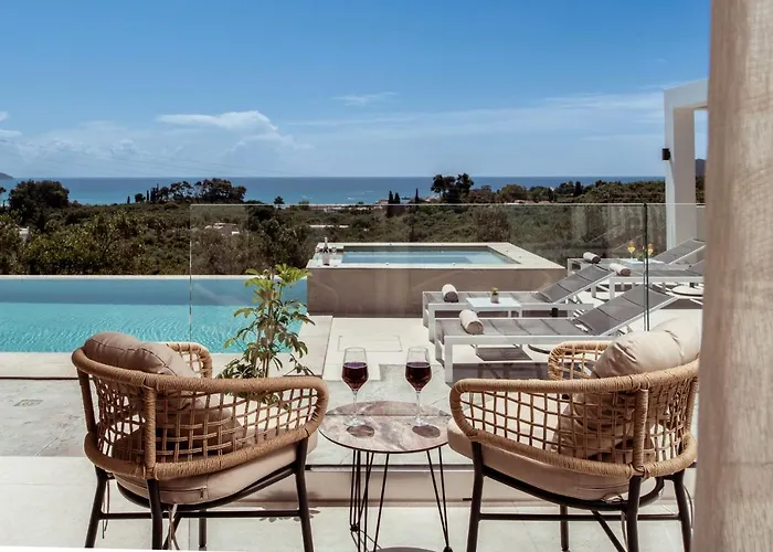 Roselia - Luxury Escape With Magnificent Views, By Zantewize Лаганас